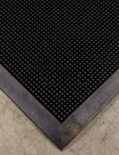 HEAVY DUTY PIN RUBBER MAT 90X150 15MM 3